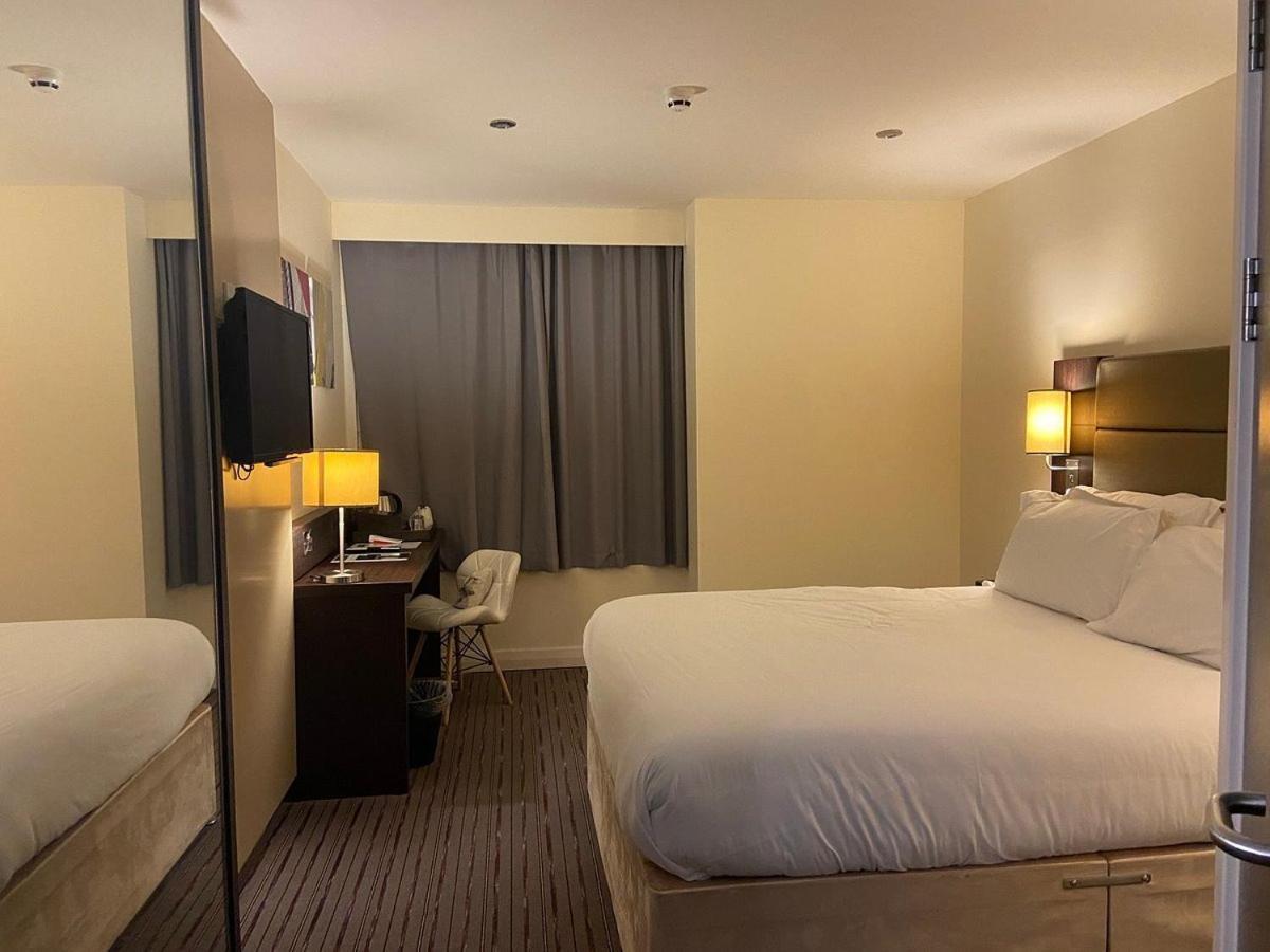 Silurian Hotel Newport นิวพอร์ต ภายนอก รูปภาพ