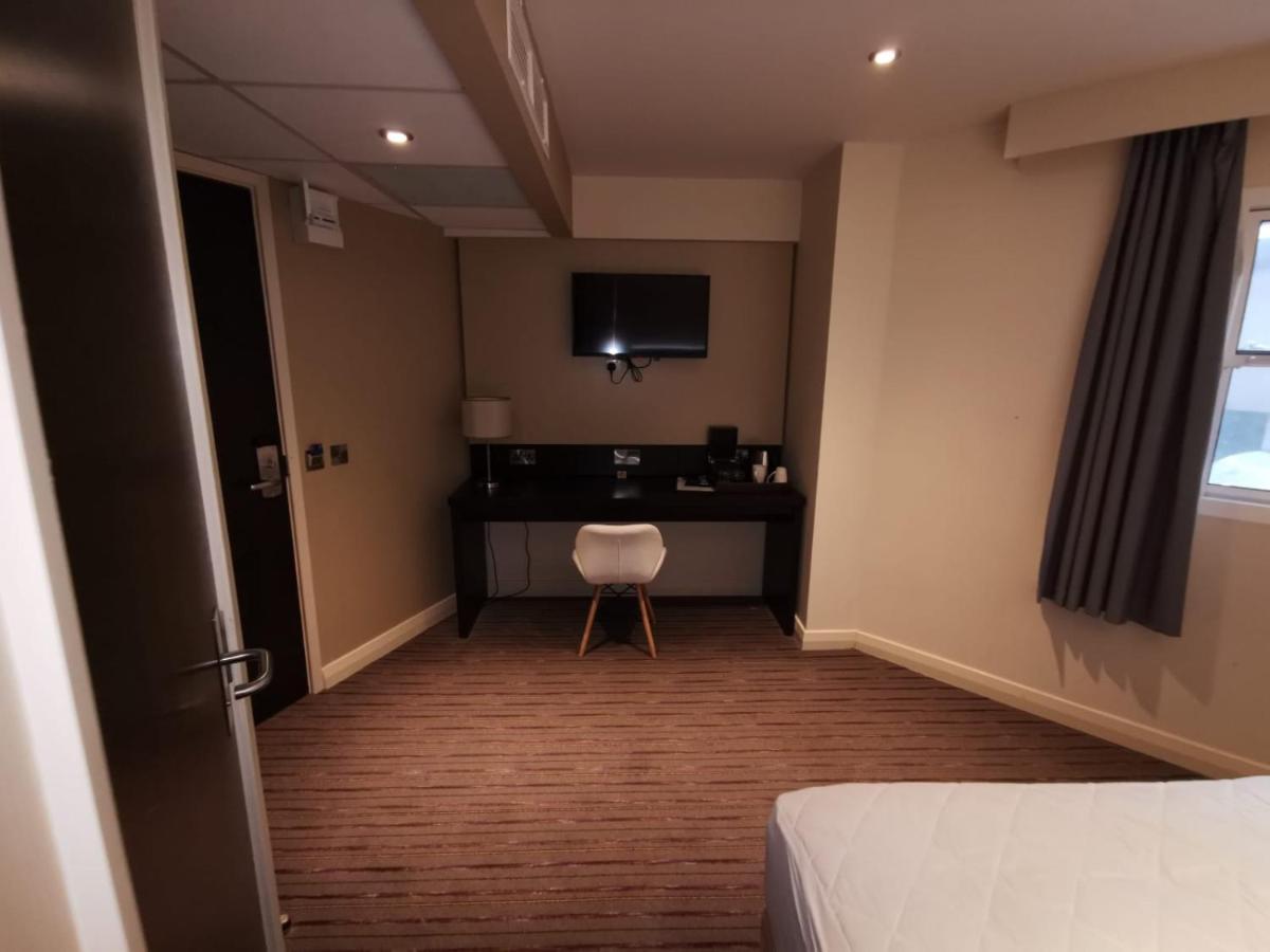 Silurian Hotel Newport นิวพอร์ต ภายนอก รูปภาพ