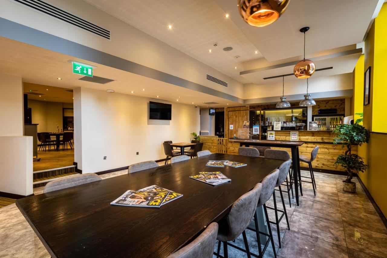 Silurian Hotel Newport นิวพอร์ต ภายนอก รูปภาพ