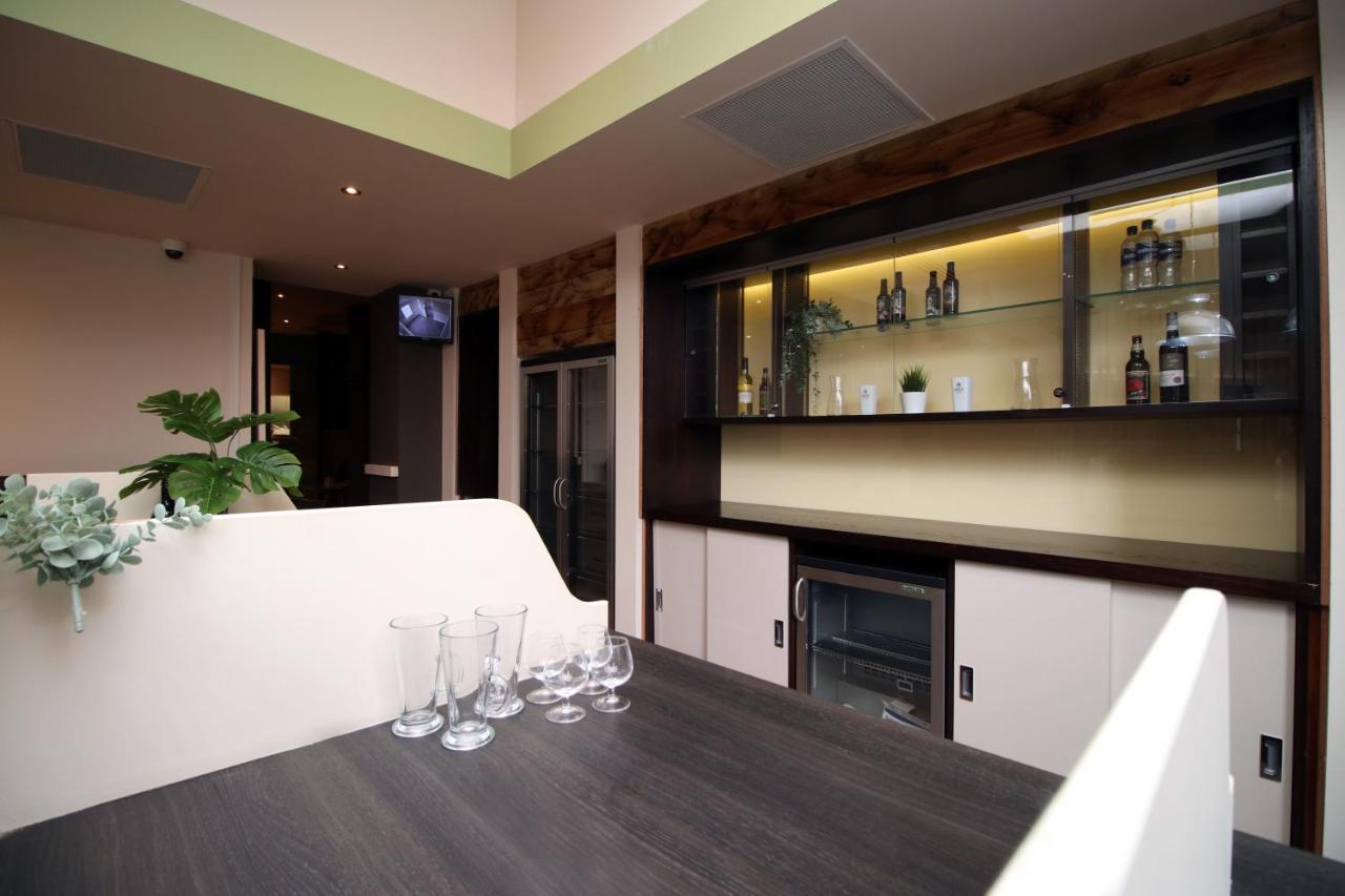 Silurian Hotel Newport นิวพอร์ต ภายนอก รูปภาพ