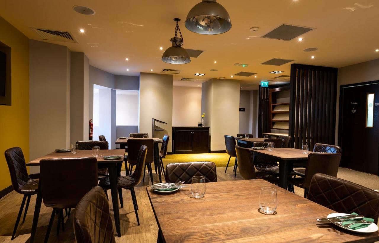 Silurian Hotel Newport นิวพอร์ต ภายนอก รูปภาพ